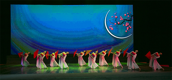 群舞《辭冬暖入春》.jpg